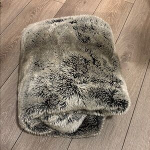 West Elm Faux Fur Throw Blanket - Gray